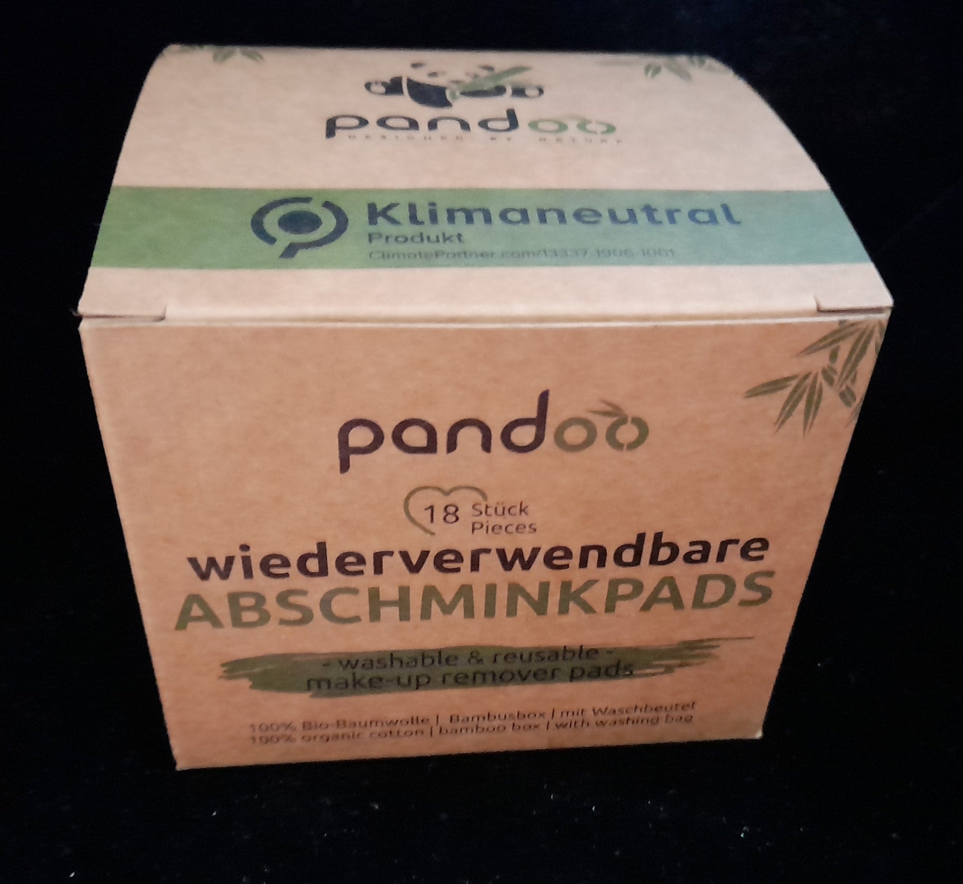Verpackung von wiederverwendbaren Abschminkpads aus Basmbus Viskose von Pandoo